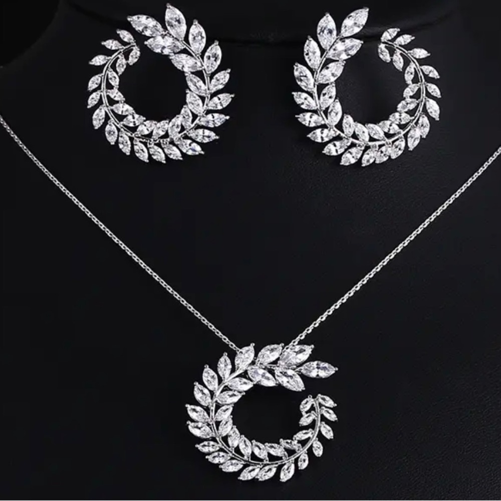 Zircon necklace +earrings